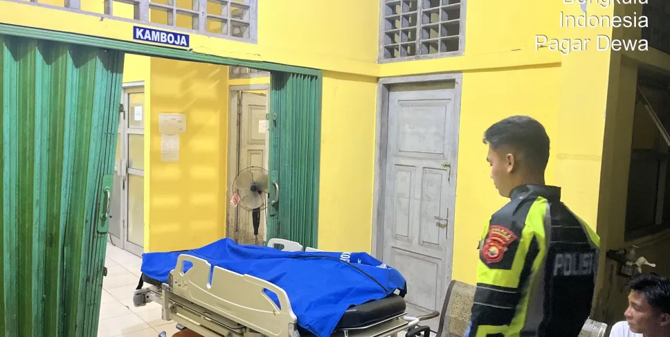 Terjadi Lakalantas yang menelan korban jiwa di Bengkulu Selatan, kali ini terjadi di lokasi Pantai Pasar Bawah Manna Bengkulu Selatan pada Senin (16/10/23) sekira jam 18.30 wib. (Foto: Aan)